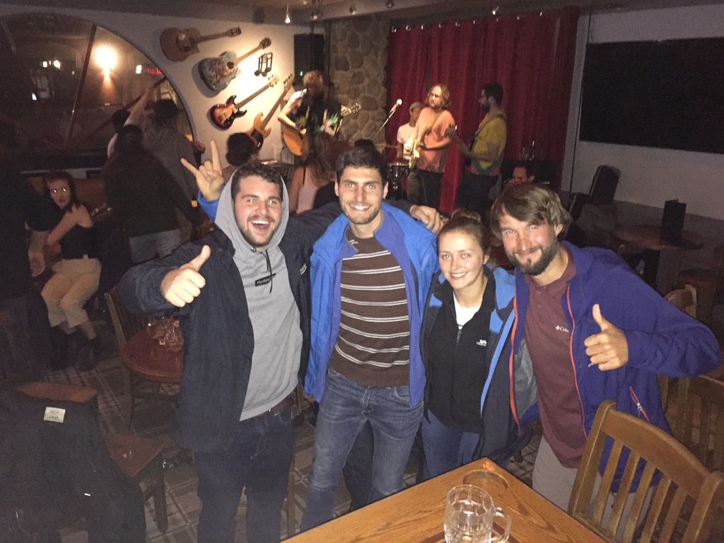 Die Truppe des Abends: Matt, ich, Johanna und Waldi