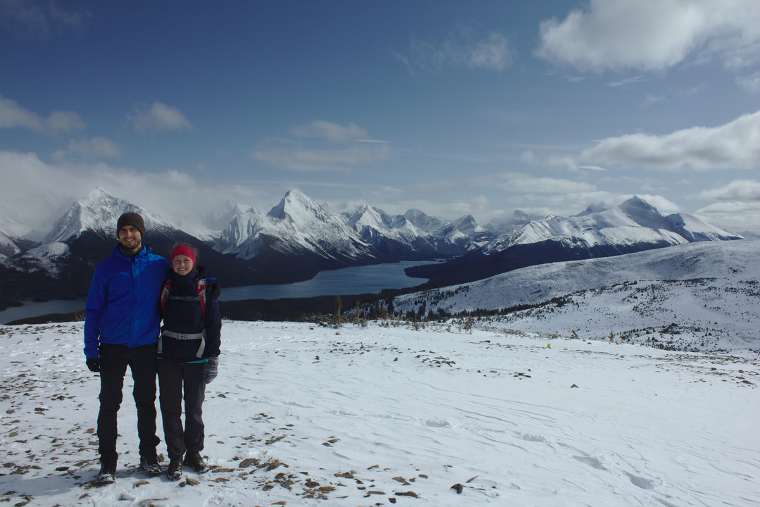 Auf 2305 Metern, im HIntergrund der Maligne Lake