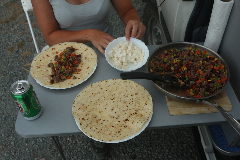 Tortilla-Wraps zum Abendessen. Hmm...